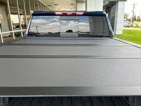 Used 2023 GMC Sierra 1500 Denali w/ Denali Reserve Package AWD/4WD image 15
