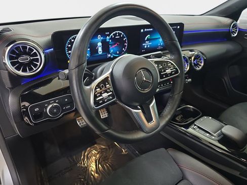 Used 2023 Mercedes-Benz CLA 250 4MATIC image 19