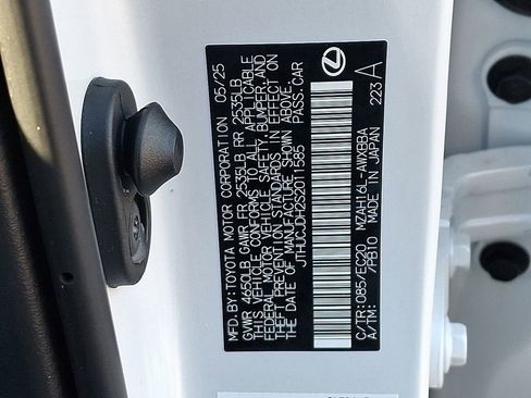 Certified 2025 Lexus UX 300h AWD w/ Accessory Package (Z1) image 27