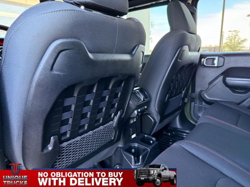 Used 2022 Jeep Gladiator Rubicon w/ Cold Weather Group image 21