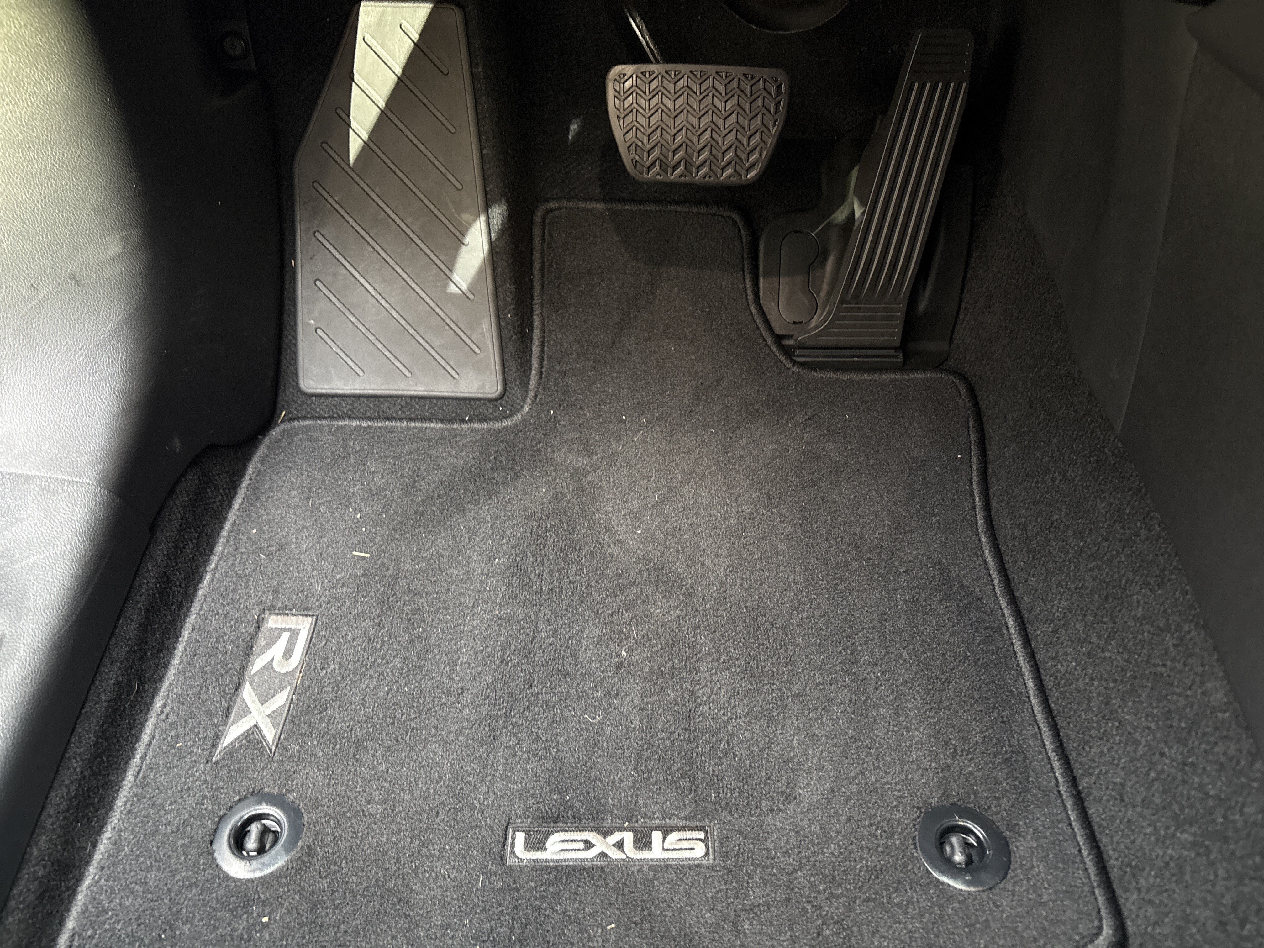 New 2026 Lexus RX 350h w/ Convenience Package AWD/4WD image 16