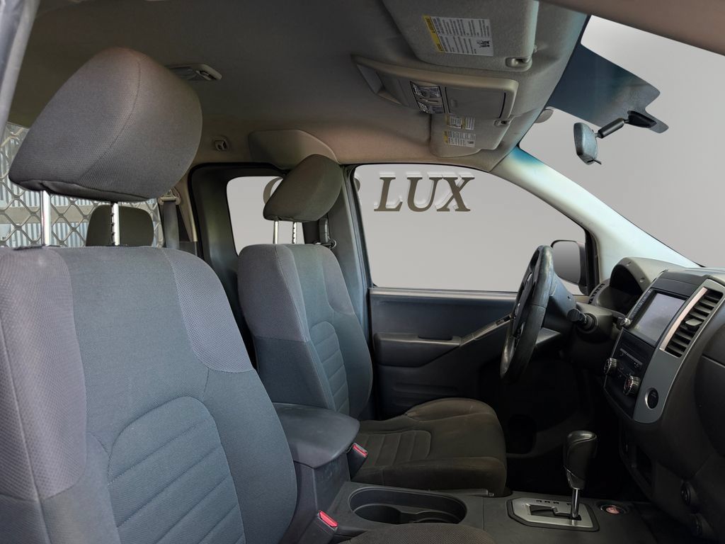 Used 2020 Nissan Frontier S RWD image 14