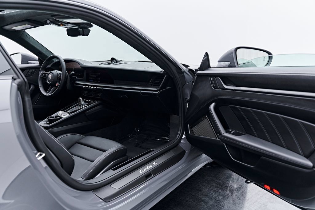 Used 2026 Porsche 911 Turbo S AWD/4WD image 28
