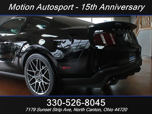 Used 2012 Ford Mustang Shelby GT500 w/ SVT Performance Pkg image 8