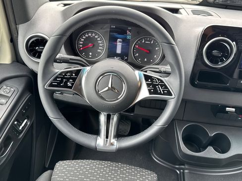 New 2025 Mercedes-Benz Sprinter 2500 image 15