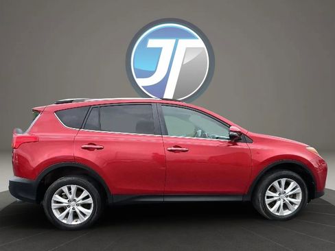 Used 2014 Toyota RAV4 Limited w/ Technology Package AWD/4WD image 4