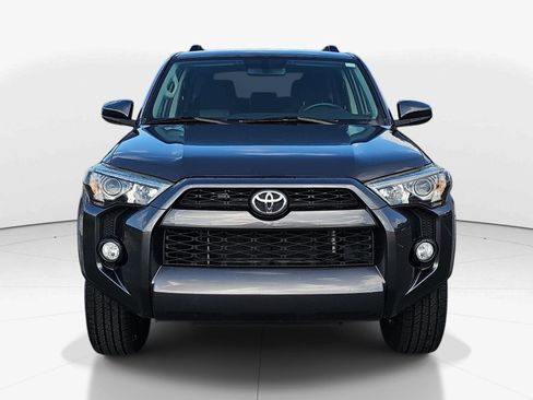 Used 2019 Toyota 4Runner SR5 RWD image 9