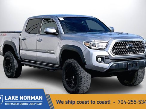 Used 2019 Toyota Tacoma TRD Off-Road w/ Technology Package image 1