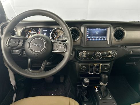 Used 2023 Jeep Wrangler Unlimited Sport AWD/4WD image 20
