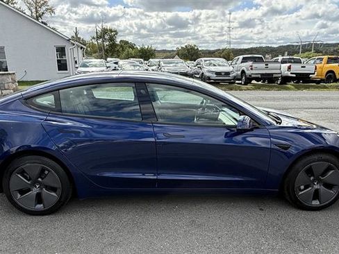 Used 2022 Tesla Model 3 Long Range image 6
