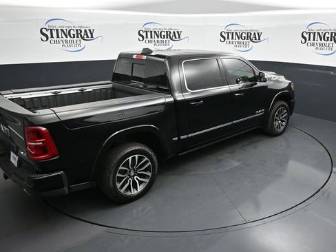 Used 2025 RAM 1500 Limited w/ Body Color Bumper Group AWD/4WD image 15