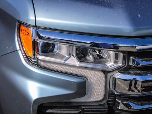 Used 2024 Chevrolet Silverado 1500 LT image 4