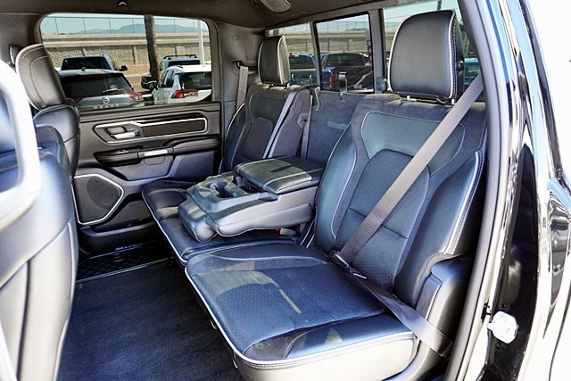 Used 2020 RAM 1500 Laramie w/ Sport Appearance Package AWD/4WD image 25