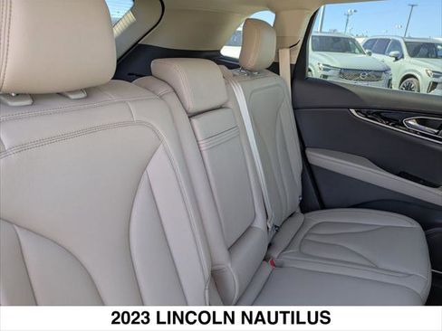 Certified 2023 Lincoln Nautilus FWD w/ Premium Package image 27