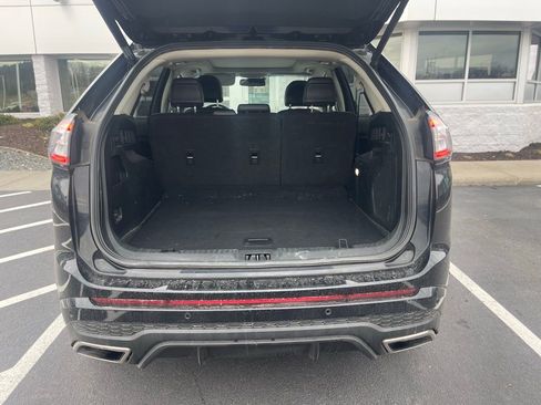 Used 2018 Ford Edge Sport w/ Equipment Group 401A image 9