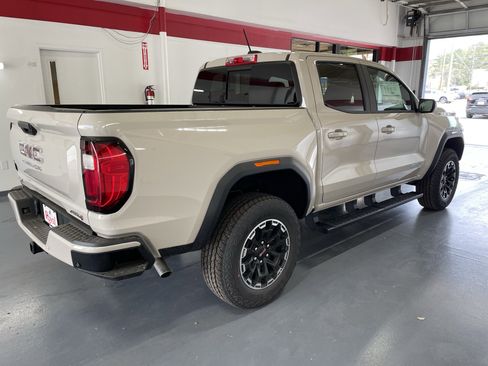 New 2026 GMC Canyon AT4 image 4