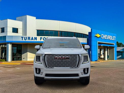 Used 2022 GMC Yukon Denali AWD/4WD image 10