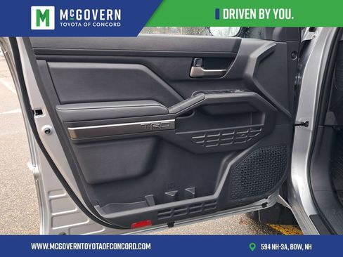 Used 2025 Toyota Tacoma TRD Sport image 10