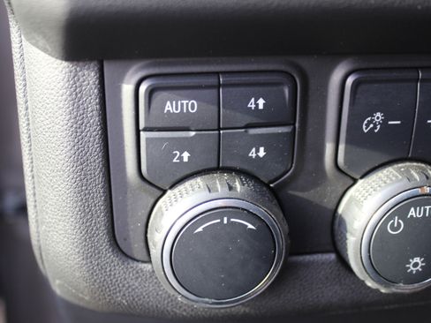 Certified 2021 Chevrolet Tahoe Premier image 21