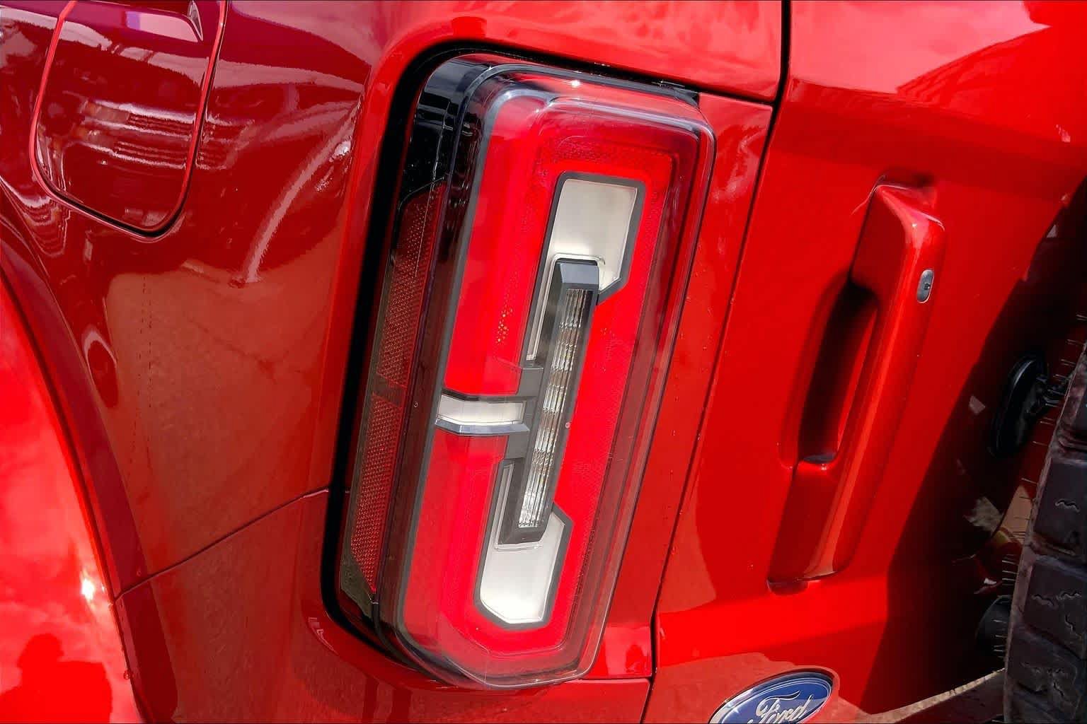 Used 2022 Ford Bronco Outer Banks AWD/4WD image 29