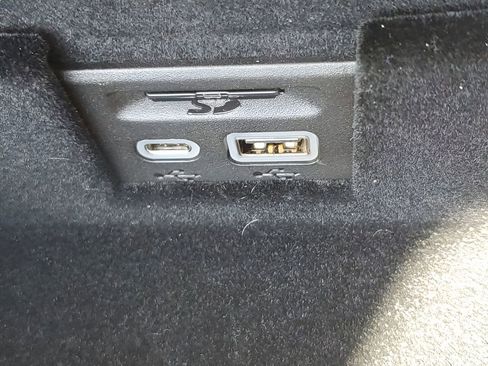 Used 2023 Cadillac XT5 Premium Luxury image 33