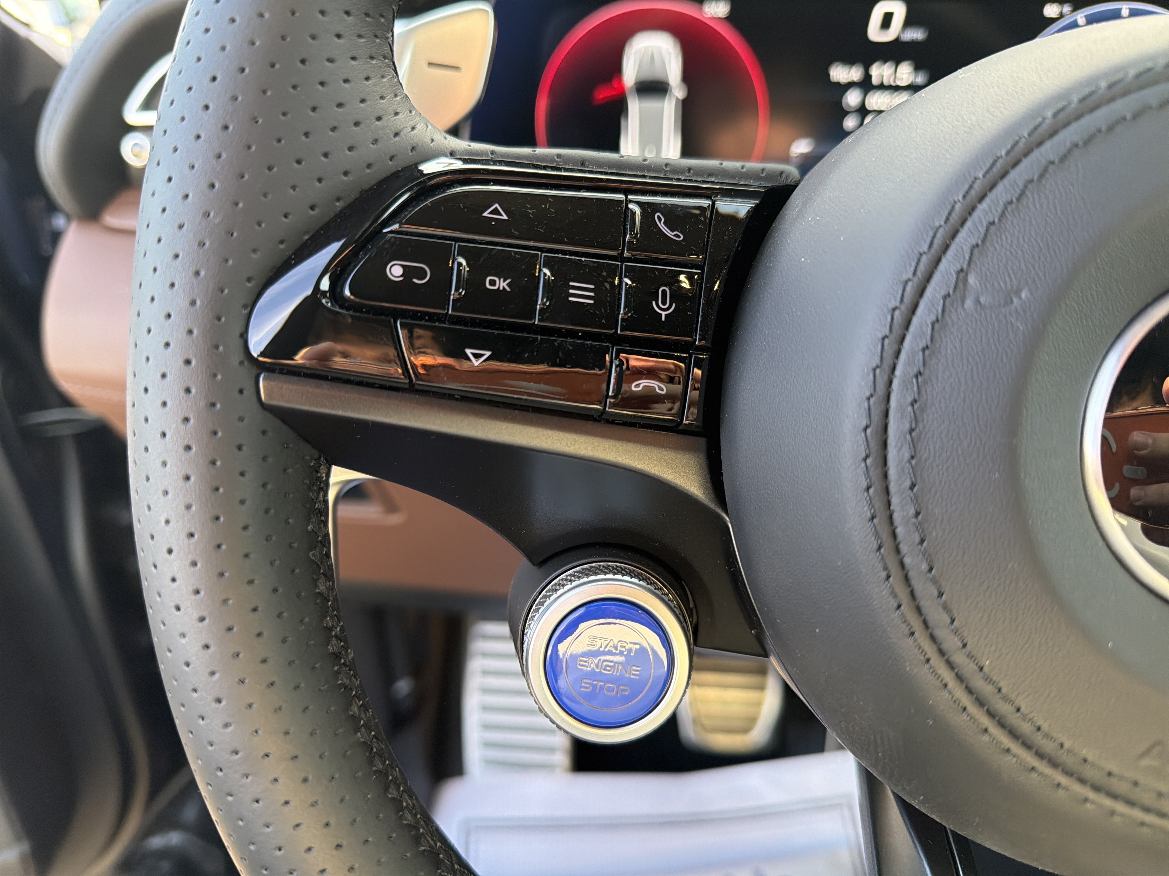 Used 2025 Maserati Grecale Modena AWD/4WD image 11