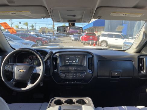 Used 2019 Chevrolet Silverado 1500 Custom w/ Custom Convenience Package image 15