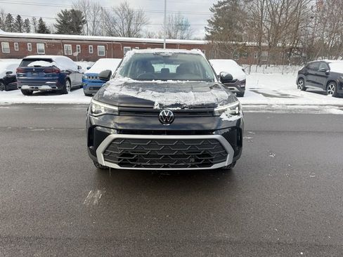 Used 2025 Volkswagen Taos S image 2