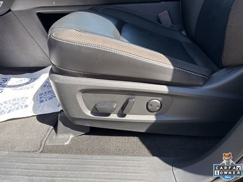 Used 2025 Nissan Pathfinder SL FWD image 60