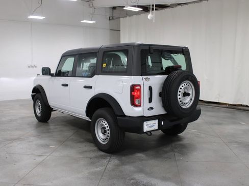 New 2025 Ford Bronco 4-Door image 6