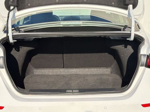 Used 2025 Nissan Sentra S image 31