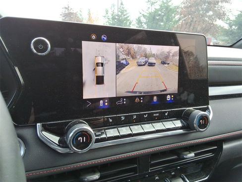 Certified 2024 Chevrolet Colorado Z71 w/ Z71 Convenience Package 2 image 30