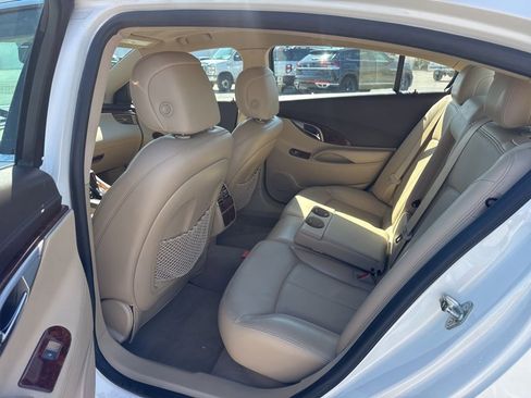 Used 2010 Buick LaCrosse CXS image 12