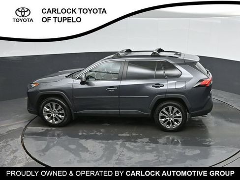 Used 2021 Toyota RAV4 XLE Premium image 36