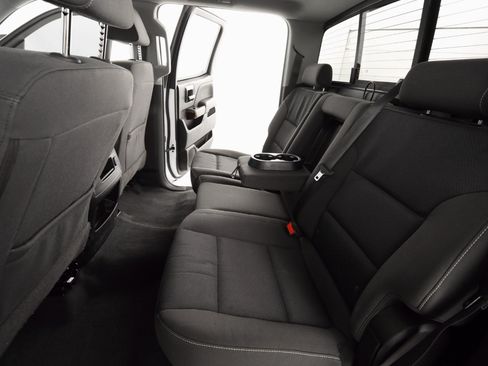 Used 2019 GMC Sierra 2500 SLE image 25