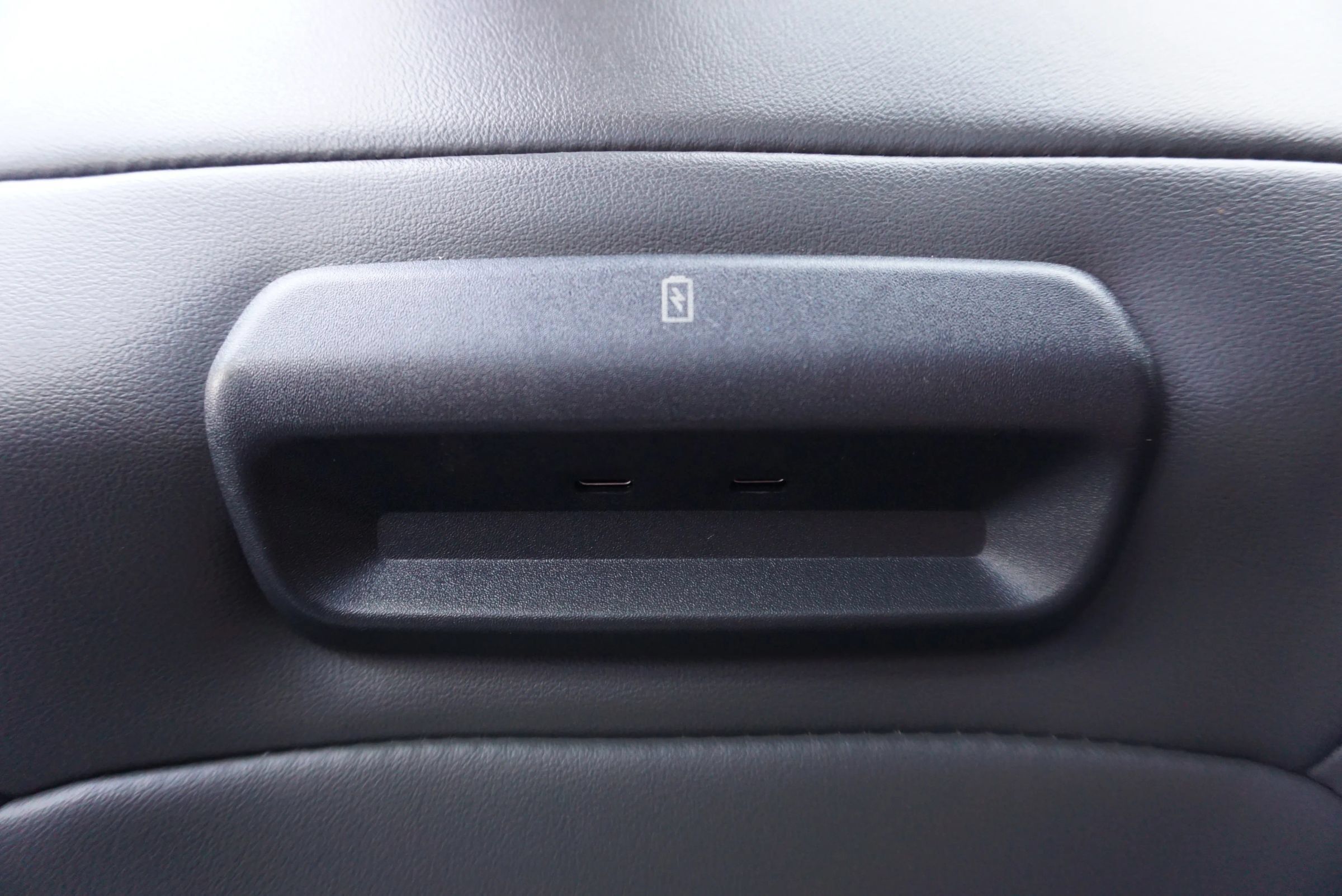 Used 2025 Ford Expedition Active RWD image 33