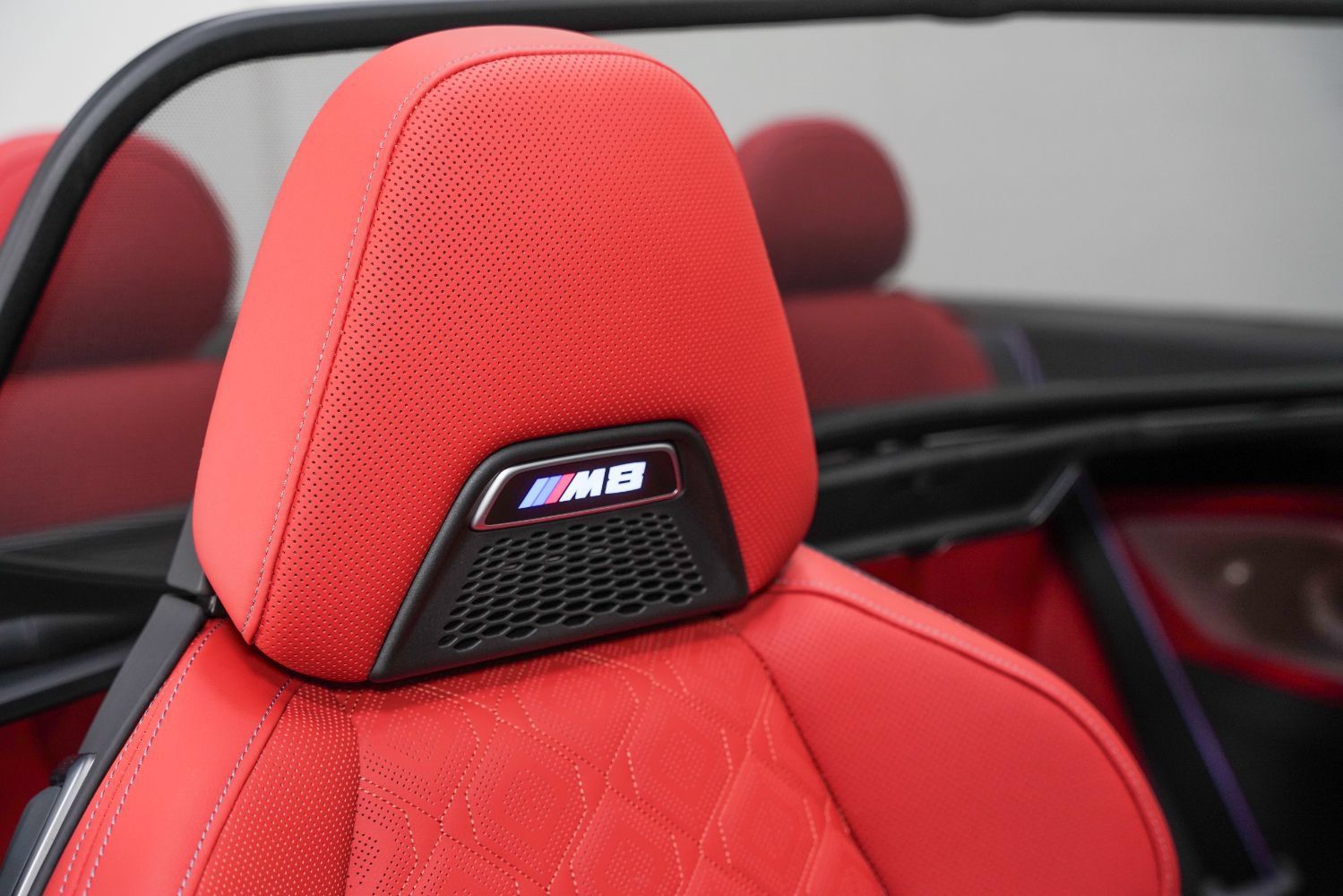 Used 2025 BMW M8 Competition w/ M Carbon Exterior Package AWD/4WD image 34