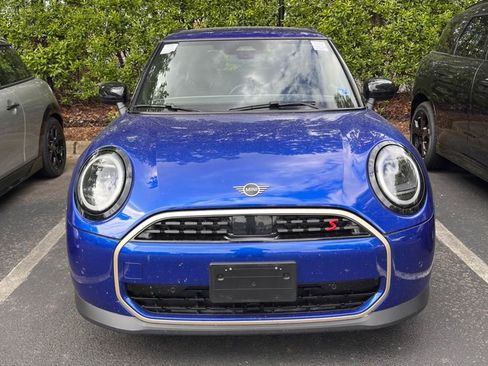 Used 2025 MINI Cooper S FWD image 11