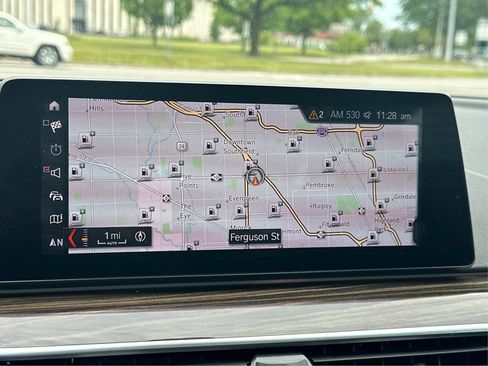 Used 2019 BMW 540i w/ Executive Package image 41