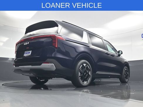 Used 2026 Kia Carnival EX FWD image 43