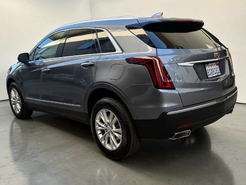 Used 2021 Cadillac XT5 Luxury w/ LPO, Floor Liner Package FWD image 4