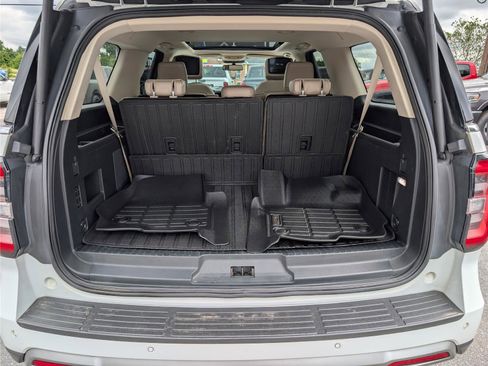 Used 2023 Ford Expedition Max Limited AWD/4WD image 14