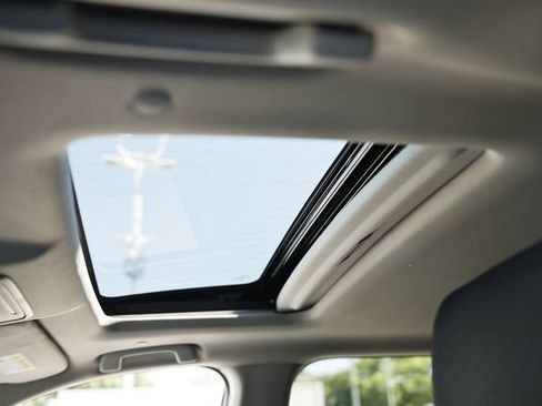 Used 2023 Honda CR-V EX image 18