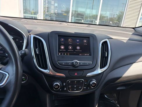 Used 2020 Chevrolet Equinox LT AWD/4WD image 18