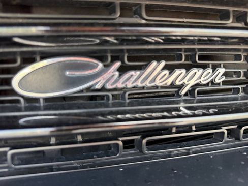 Used 2020 Dodge Challenger R/T Scat Pack w/ Plus Package RWD image 11