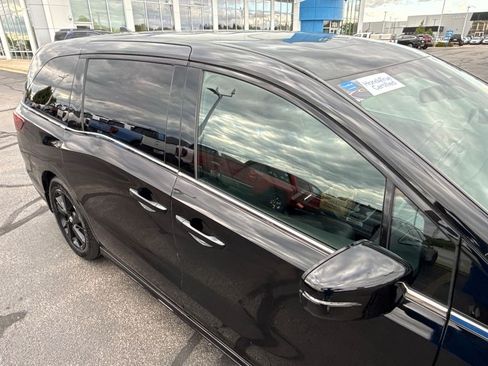Certified 2023 Honda Odyssey Sport image 14