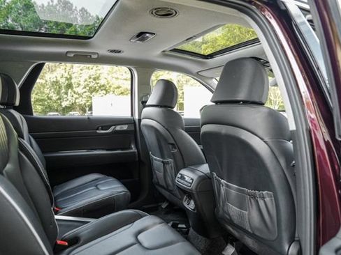 Used 2023 Hyundai Palisade Limited FWD image 45