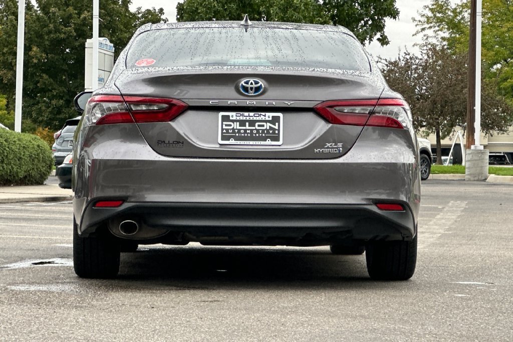 Used 2024 Toyota Camry XLE w/ Cold Weather Package FWD image 7