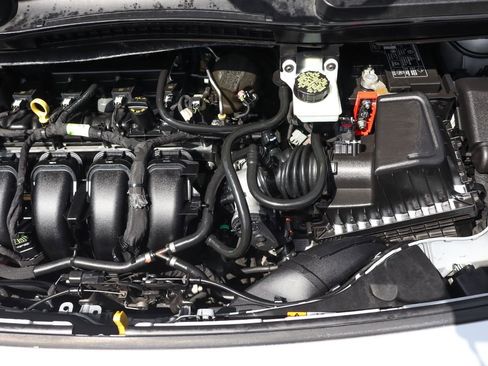 Used 2019 Ford Transit Connect XLT image 12