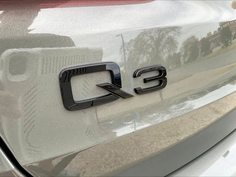 Used 2022 Audi Q3 2.0T Premium Plus w/ Premium Plus Package image 30